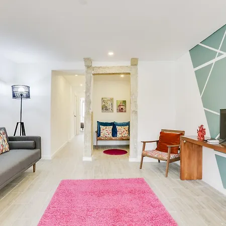 Designer Flats In Lapa ליסבון