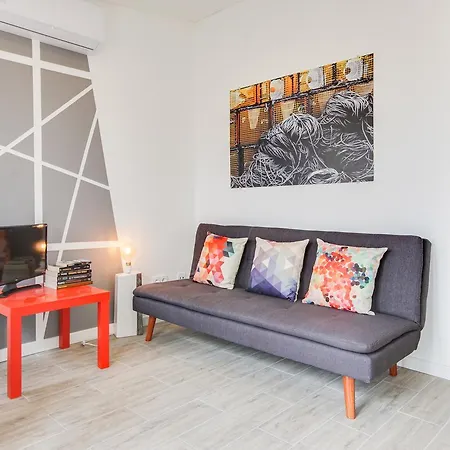 Designer Flats In Lapa *